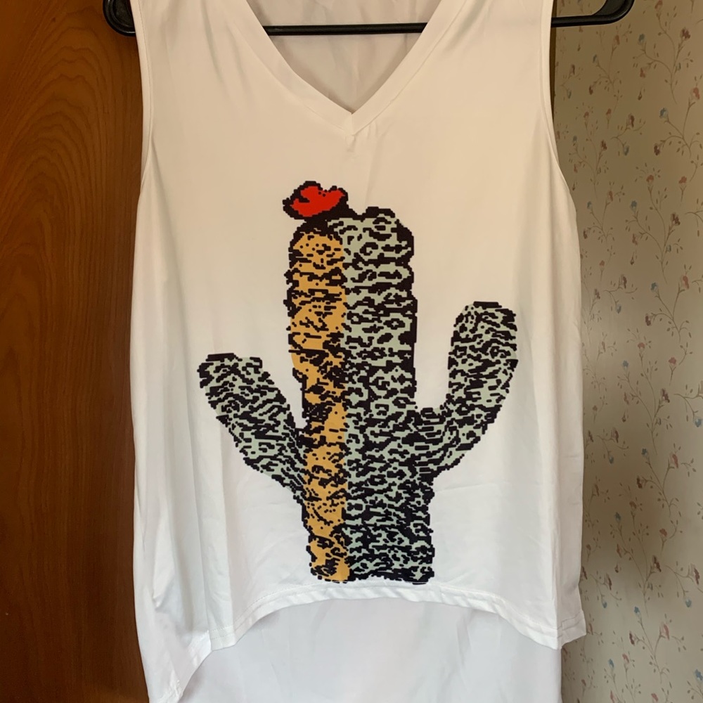 Cactus Athletic Muscle Tank NWOT